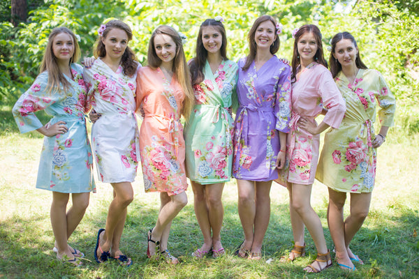 Mismatched Cabbage Roses Patterned Bridesmaids Robes in Soft Tones