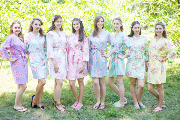 Mismatched Faded Flowers Patterned Bridesmaids Robes in Soft Tones