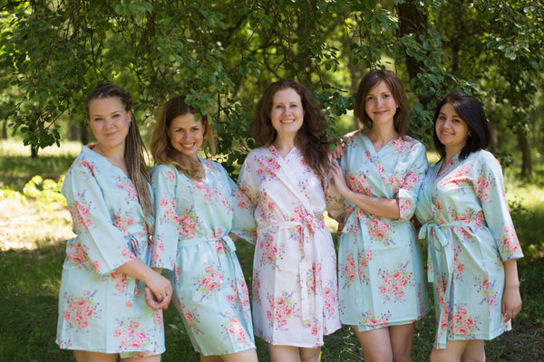 Light Blue Faded Flowers Pattern Bridesmaids Robes