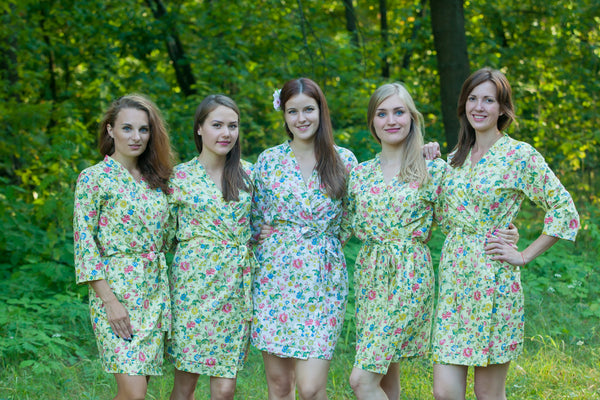 Light Yellow Happy Flowers Pattern Bridesmaids Robes