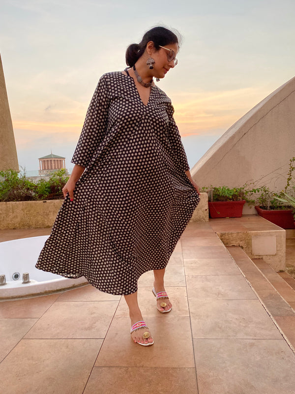 Black Teeny Tiny Floral Motif Hand-Blocked Free Flow Dress | Available in both Knee and Ankle Length