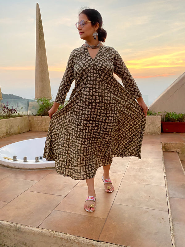 Green Diamond Motif Hand-Blocked Free Flow Dress | Available in both Knee and Ankle Length