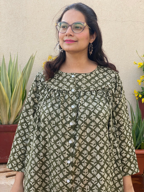 Green Diamond Motif Hand Block Organic Cotton Night gown