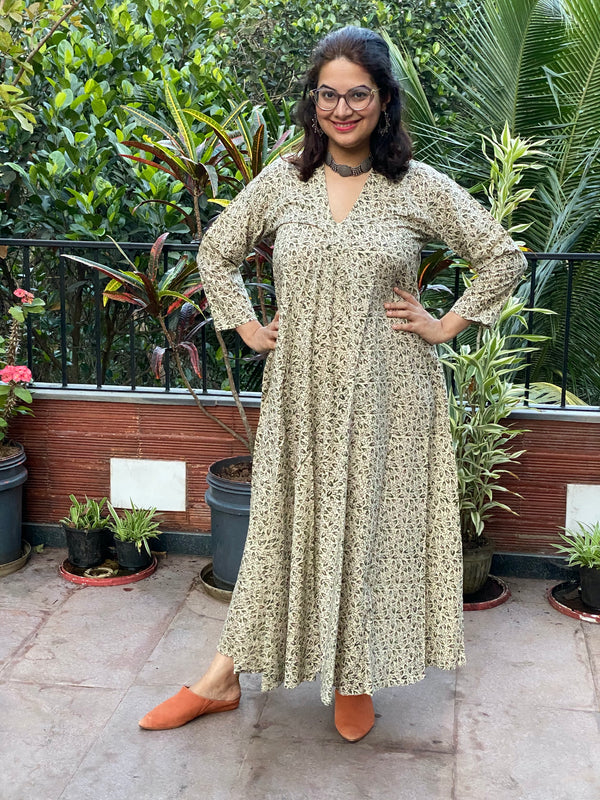 Ivory Green Teeny Tiny Leafy Motif Hand-Blocked Free Flow Dress | Available in both Knee and Ankle Length