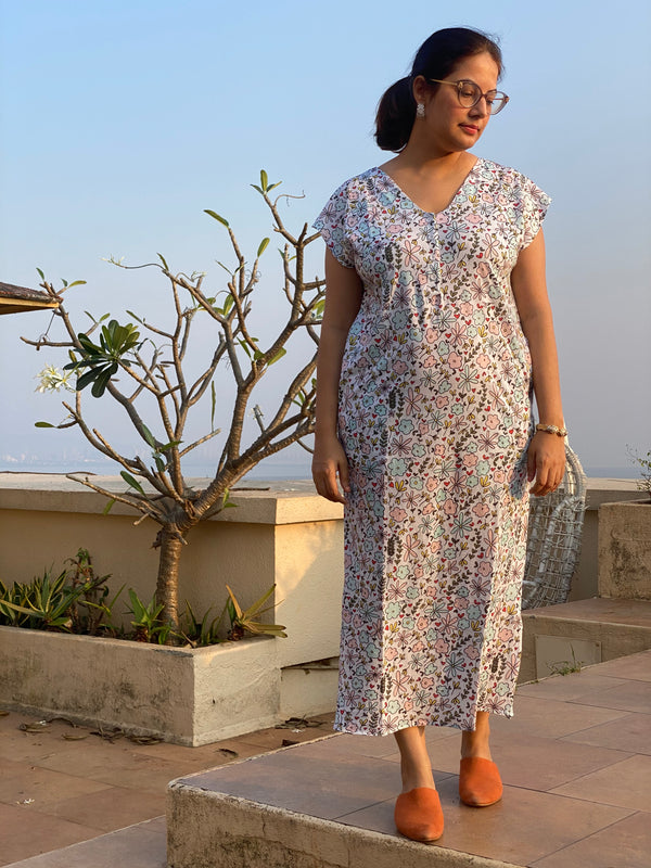 Teeny Tiny Flowers in White