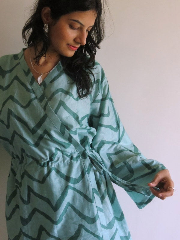 New *String Robe* Knee Length Maternity Hospital Gown