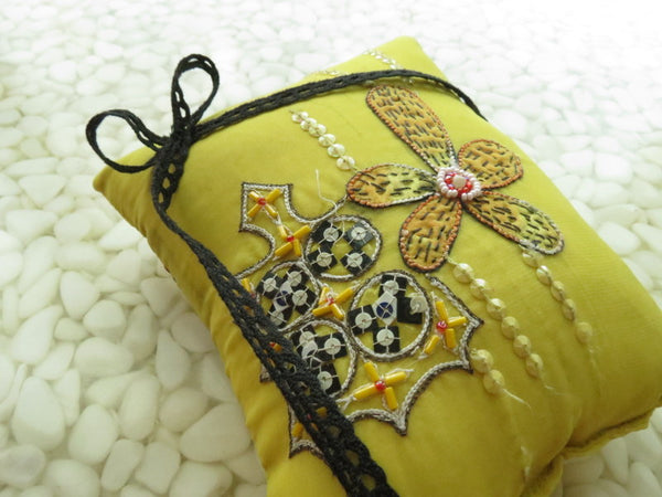 Beautifully detailed Embroidered Ring Bearer Pillow