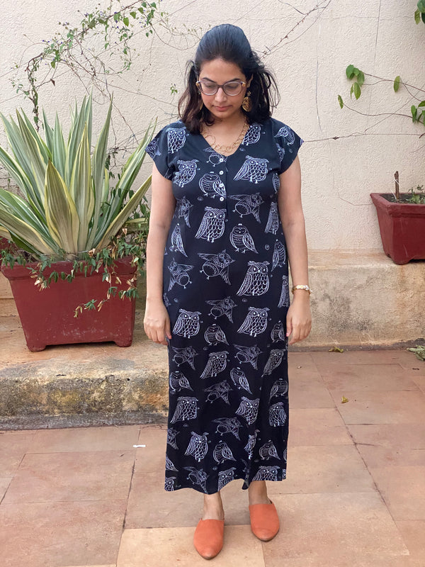 Owling Away in Black