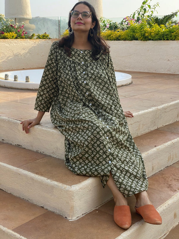 Green Diamond Motif Hand Block Organic Cotton Night gown