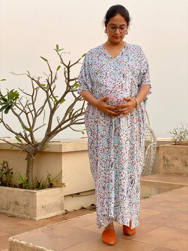 Teeny Tiny Flowers Maternity