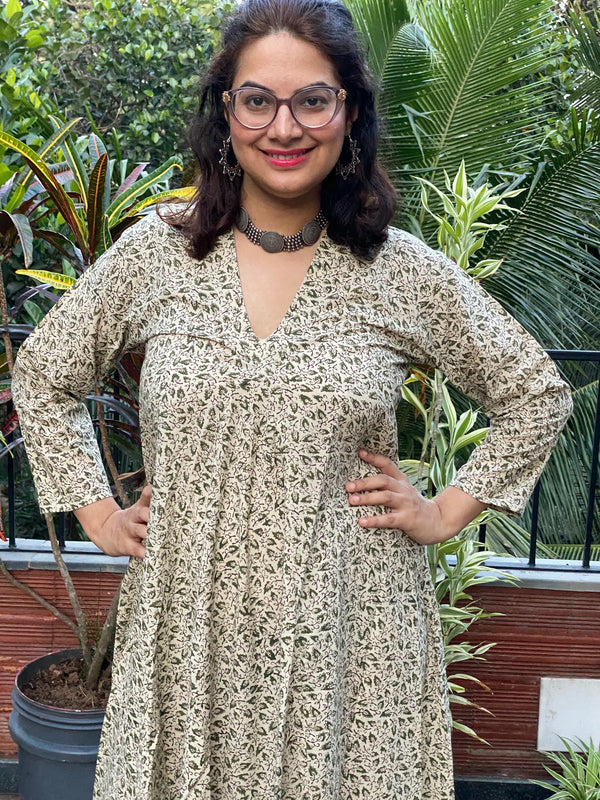 Ivory Green Teeny Tiny Leafy Motif Hand-Blocked Free Flow Dress | Available in both Knee and Ankle Length