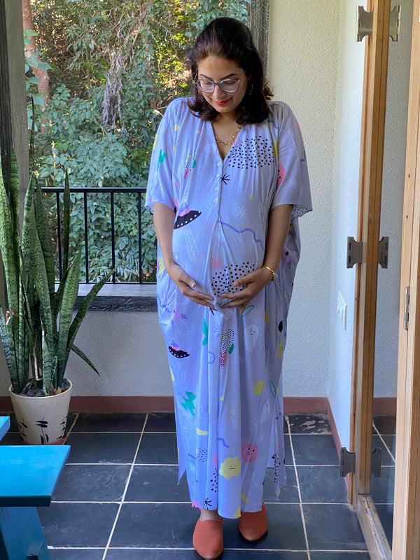 I spot a UFO Maternity