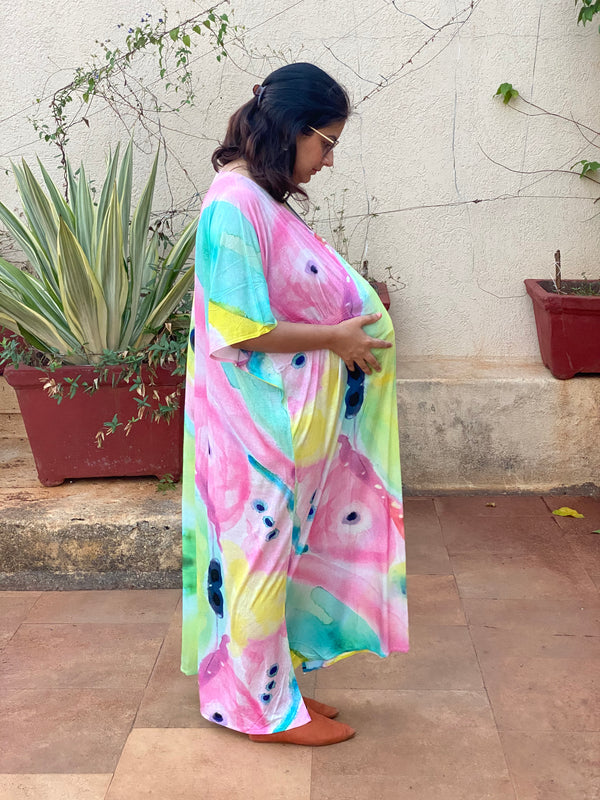 Differing Direction Maternity