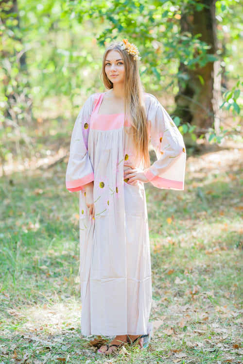 Champagne Fire Maiden Style Caftan in Falling Daisies Pattern