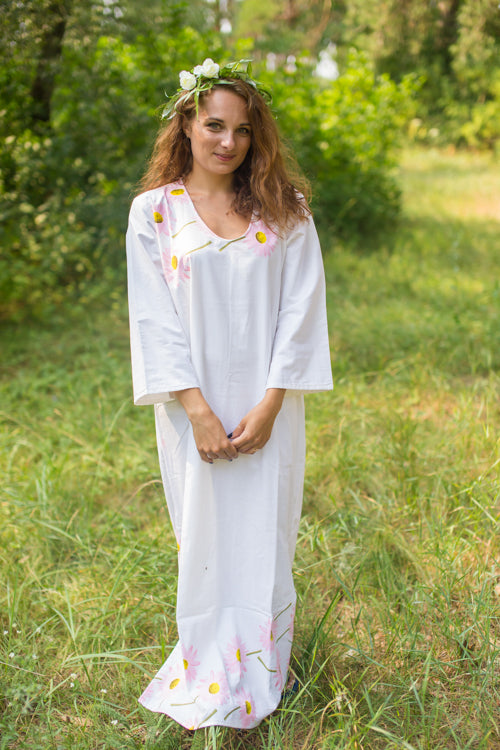White The Unwind Style Caftan in Falling Daisies Pattern