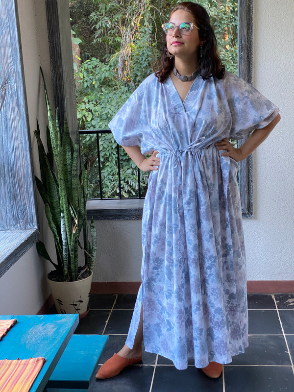 Ombre Fading Leaves V-Neck, Cinched Waist Ankle Length Caftan