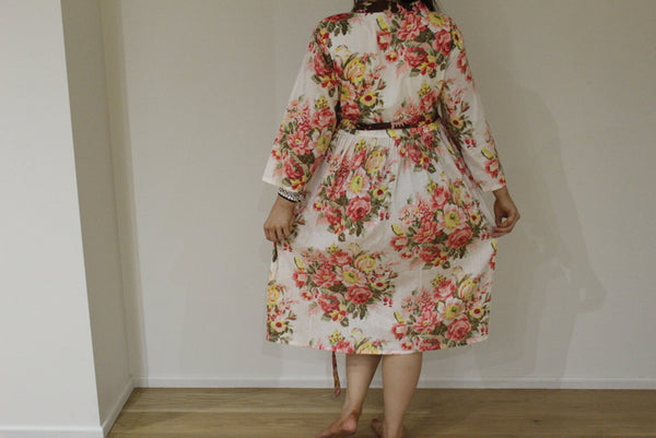 New *Wide In-Built Belt Robe* Floral Knee Length Maternity Hospital Gown