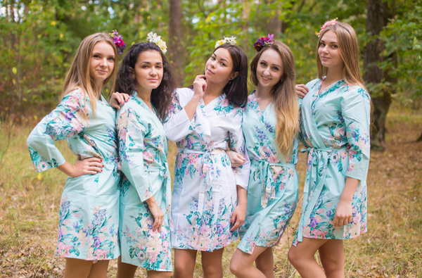 Turquoise Blooming Flowers Pattern Bridesmaids Robes