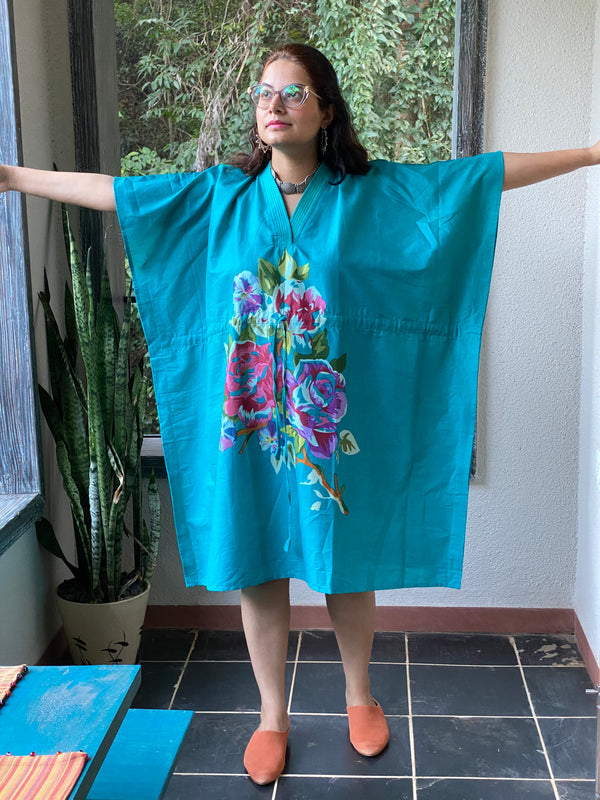 One Long Flower V-Neck, Knee Length, Cinched Waist Kaftan