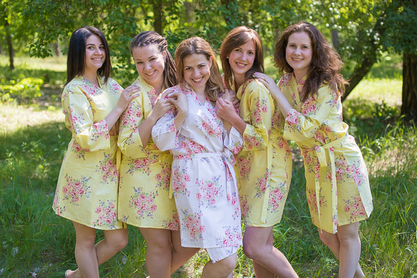 Light Yellow Faded Flowers Pattern Bridesmaids Robes