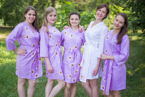 Lilac Falling Daisies Pattern Bridesmaids Robes
