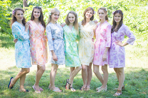 Mismatched Ombre Fading Leaves Patterned Bridesmaids Robes in Soft Tones|Mismatched Ombre Fading Leaves Patterned Bridesmaids Robes in Soft Tones|Mismatched Ombre Fading Leaves Patterned Bridesmaids Robes in Soft Tones|Ombre Fading Leaves