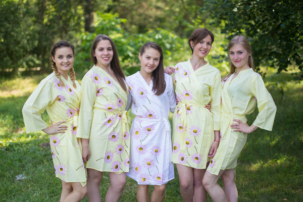 Falling Daisies Pattern Bridesmaids Robes|Light Yellow Falling Daisies Pattern Bridesmaids Robes|Falling Daisies