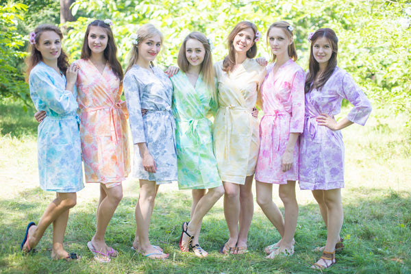Mismatched Ombre Fading Leaves Patterned Bridesmaids Robes in Soft Tones