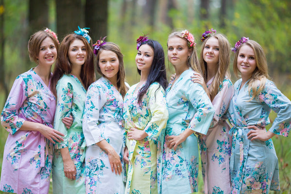 Mismatched Blooming Flowers Patterned Bridesmaids Robes in Soft Tones