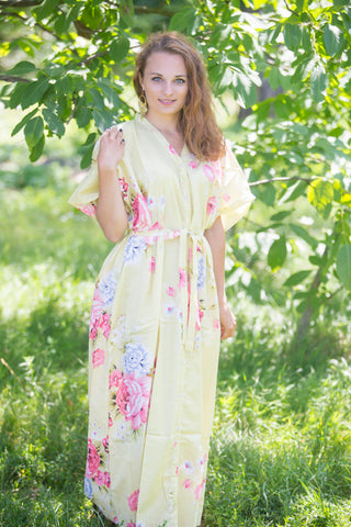 Light Yellow Best of both the worlds Style Caftan in Cabbage Roses Pattern