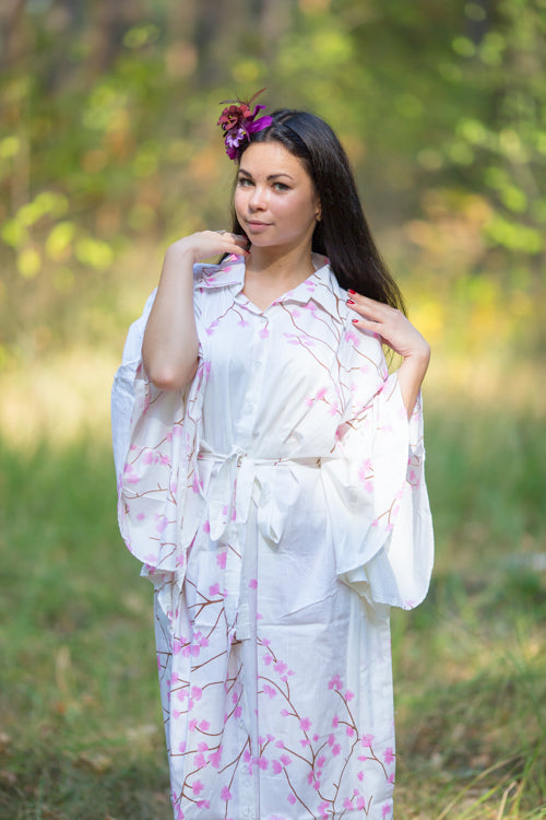 White Oriental Delight Style Caftan in Cherry Blossoms Pattern|White Oriental Delight Style Caftan in Cherry Blossoms Pattern|Cherry Blossoms