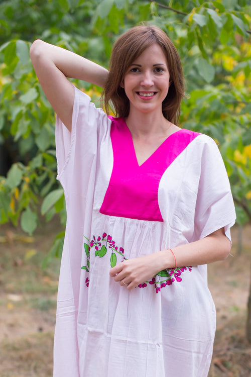 Pink Flowing River Style Caftan in Climbing Vines Pattern|Pink Flowing River Style Caftan in Climbing Vines Pattern|Climbing Vines