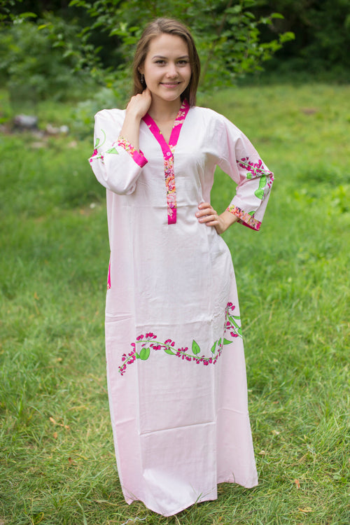 Pink Simply Elegant Style Caftan in Climbing Vines Pattern|Pink Simply Elegant Style Caftan in Climbing Vines Pattern|Climbing Vines