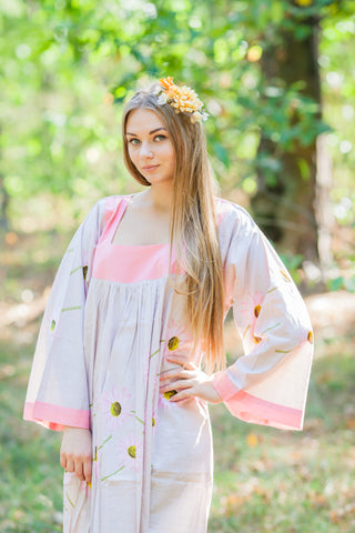 Champagne Fire Maiden Style Caftan in Falling Daisies Pattern