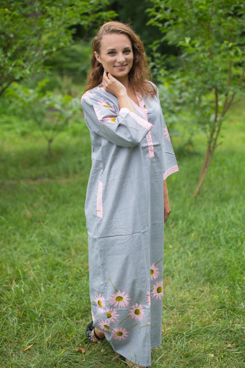 Gray Simply Elegant Style Caftan in Falling Daisies Pattern|Gray Simply Elegant Style Caftan in Falling Daisies Pattern|Falling Daisies