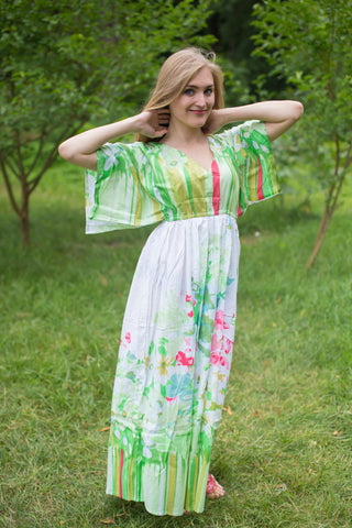 White Mint I Wanna Fly Style Caftan in Floral Watercolor Painting Pattern