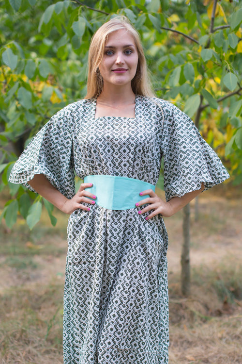 Olive Green Beauty, Belt and Beyond Style Caftan in Geometric Chevron|Olive Green Beauty, Belt and Beyond Style Caftan in Geometric Chevron|Geometric Chevron